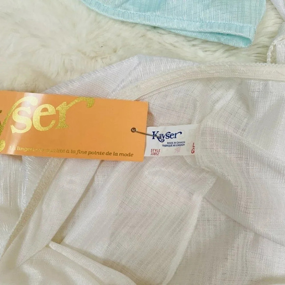 Vintage - White Lounge Shorts - Picture 5 of 5